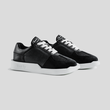 Black Magpie Reflex Runnner | Sustainable Sneakers